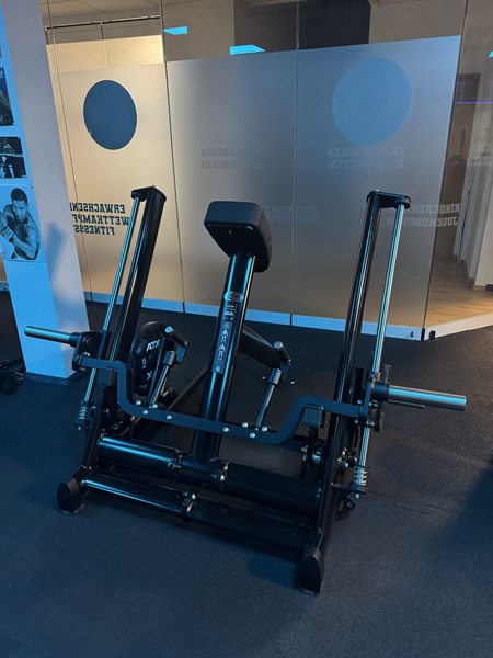 Srark Boxing Fitnesstudio 14